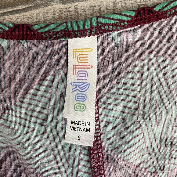 Lularoe Simply Comfortable T-Shirt Women’s Small Aztec Geometric Print Ladies - Picture 3 of 6